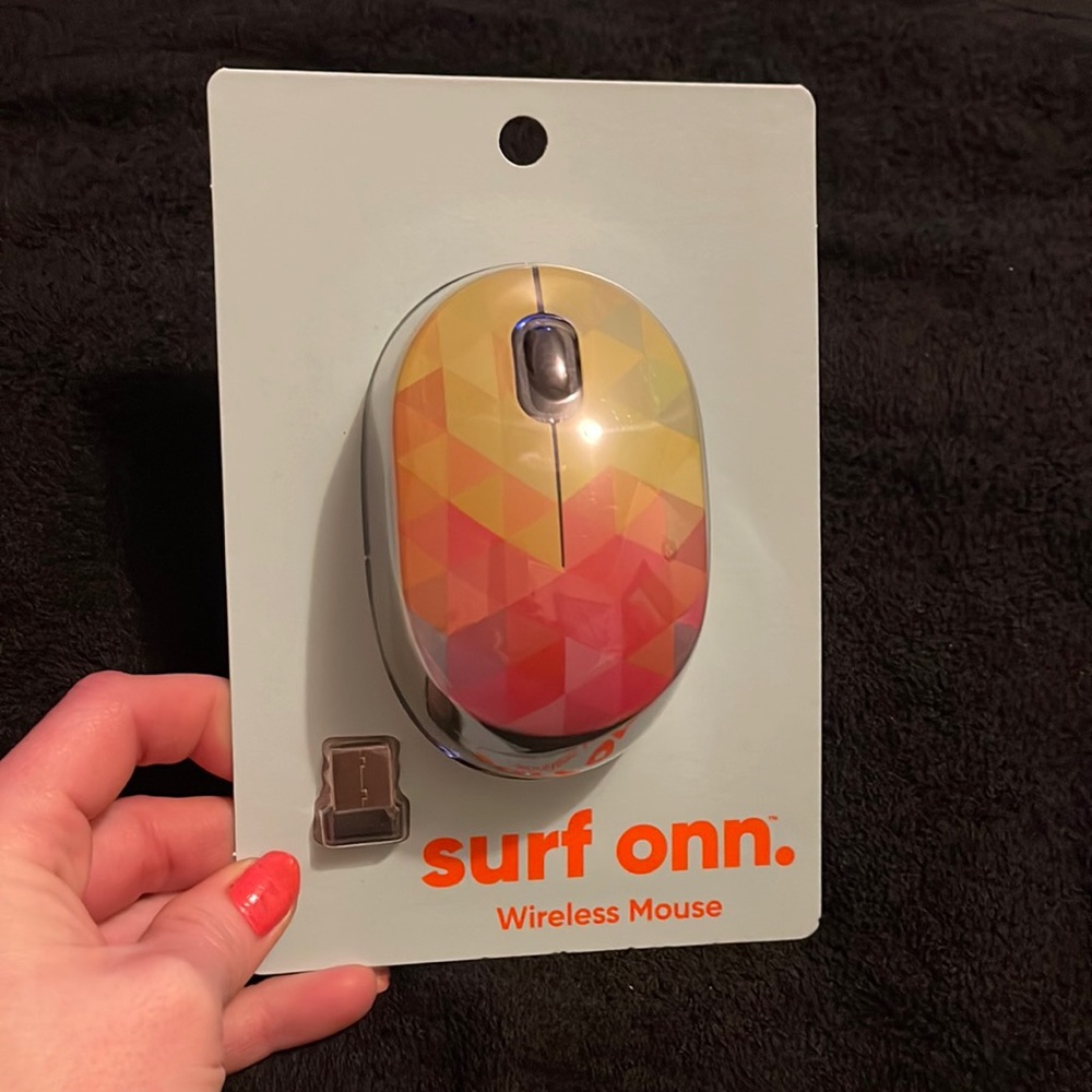 Wireless Mouse. Batteries Included!